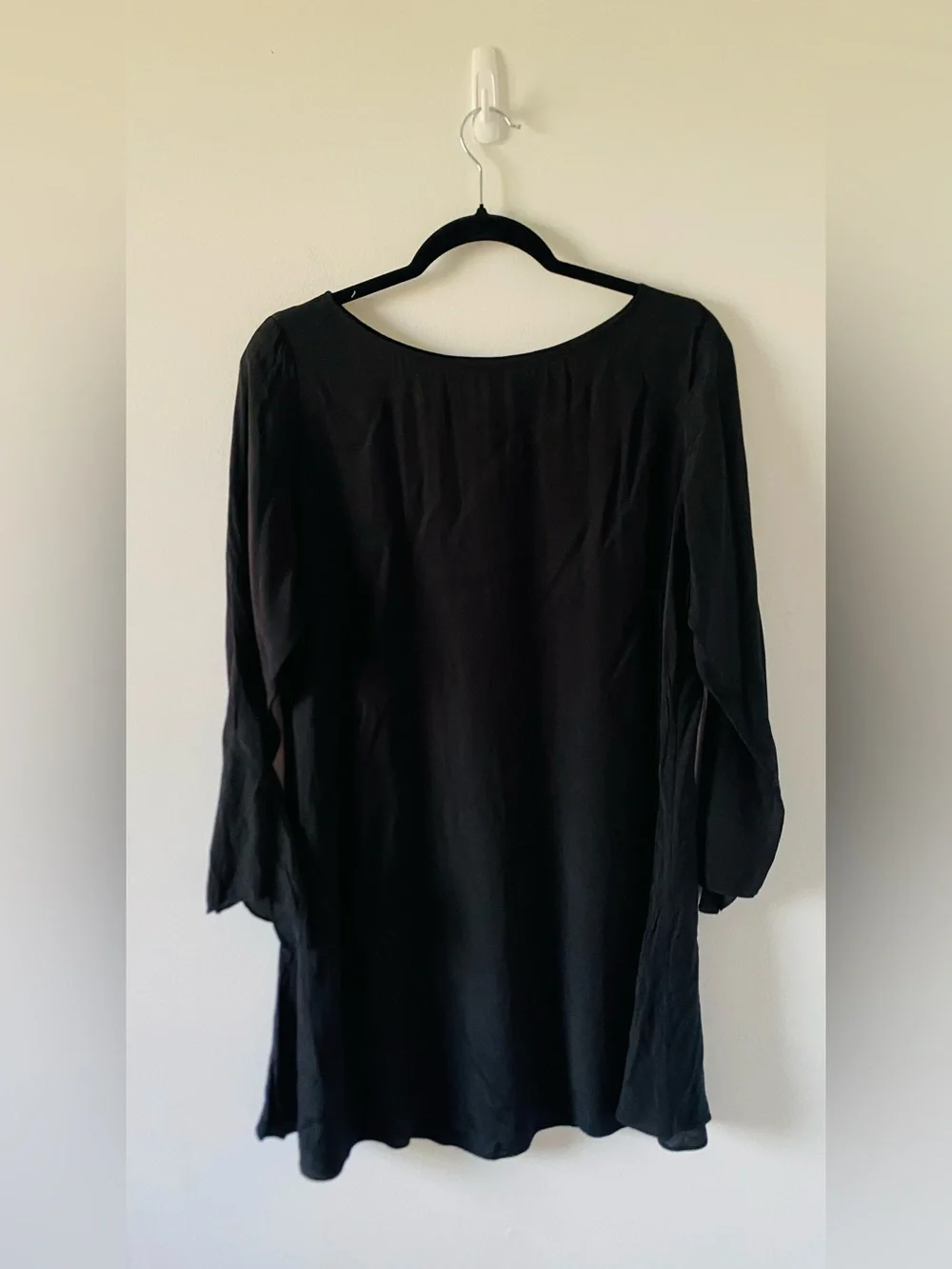 Uniqlo Black Long Splice Sleeve Tunic Size M Whimsigoth Goth Minimalist Basics
